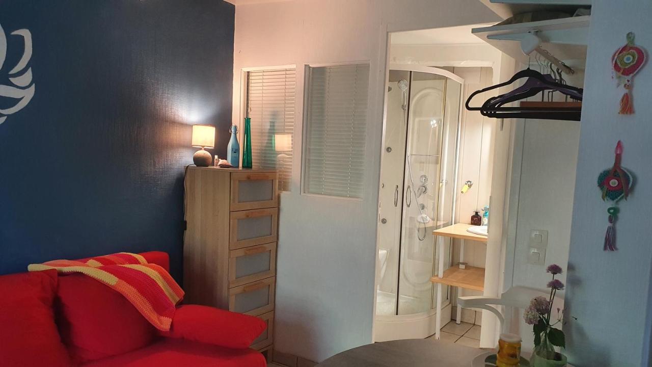 Les Floralis Studio La Gree-Saint-Laurent Εξωτερικό φωτογραφία